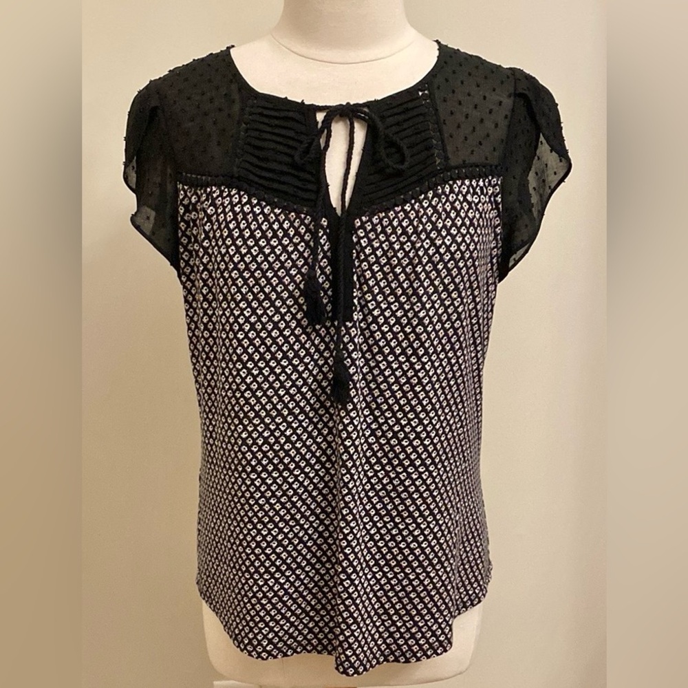 Daniel Rainn Black Ditsy Floral SZ M Boho Chic Cottagecore Chiffon Swiss Dot Top